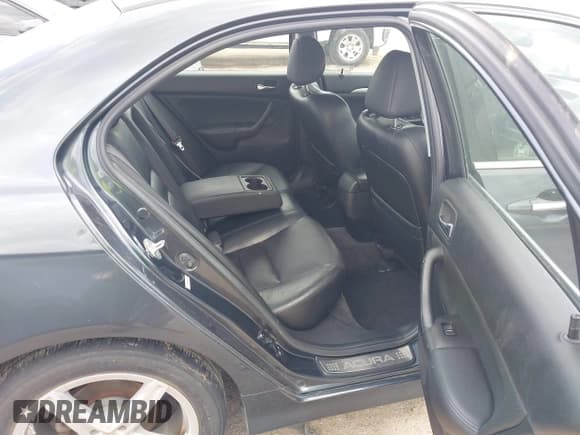 ✅ 2008 Acura TSX Nav • VIN: JH4CL95948C000558 • Lot: 42293843. Listed on IAAI with 173,222 mi. Free auction sales archive from the USA and detailed vehicle history report at DreamBid. Image 8.