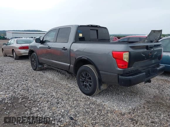 ✅ 2021 Nissan Titan SV • VIN: 1N6AA1ED3MN526499 • Lot: 43421411. Listed on IAAI with 39,638 mi. Free auction sales archive from the USA and detailed vehicle history report at DreamBid. Image 3.