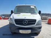 ✅ 2014 Mercedes-Benz Sprinter Cargo • VIN: WD3PE7DC1E5896648 • Lot: 41754532. Wystawiony na IAAI z przebiegiem 277 996 mil. Bezpłatny archiwum sprzedaży aukcyjnych z USA i szczegółowy raport historii pojazdu na DreamBid. Zdjęcie 12.