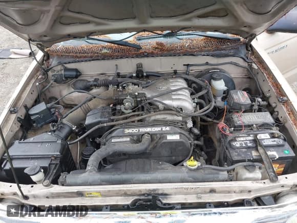 ✅ 2002 Toyota Tacoma PreRunner • VIN: 5TESN92N32Z009480 • Lot: 43749832. Listed on IAAI with 212,775 mi. Free auction sales archive from the USA and detailed vehicle history report at DreamBid. Image 10.