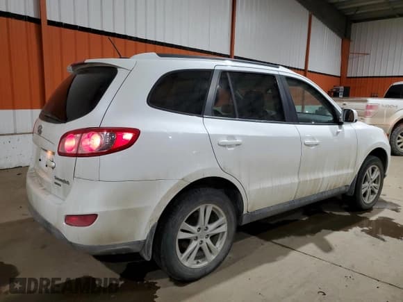 ✅ 2012 Hyundai Santa Fe GLS • VIN: 5XYZGDAG6CG113424 • Lot: 84898144. Listed on Copart with 140,697 mi. Free auction sales archive from the USA and detailed vehicle history report at DreamBid. Image 3.