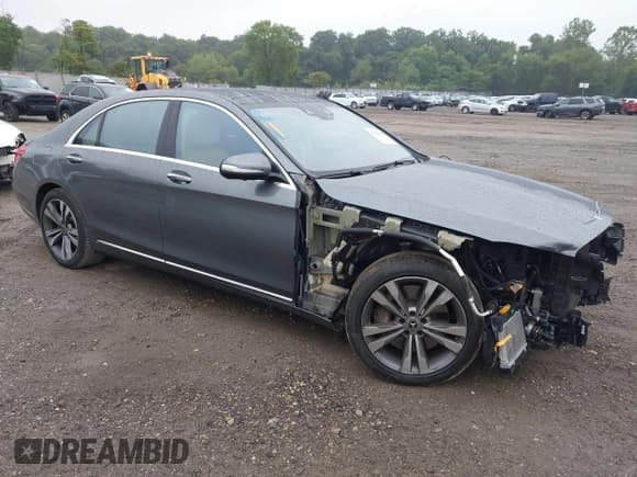 ✅ 2019 Mercedes-Benz S 560 • VIN: WDDUG8GB7KA463940 • Lot: 43038665. Wystawiony na IAAI z przebiegiem 34 901 mil. Bezpłatny archiwum sprzedaży aukcyjnych z USA i szczegółowy raport historii pojazdu na DreamBid. Zdjęcie 1.