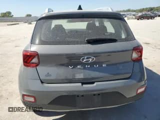 ✅ 2021 Hyundai Venue SEL • VIN: KMHRC8A3XMU081329 • Lot: 74265614. Listed on Copart with 31,292 mi. Free auction sales archive from the USA and detailed vehicle history report at DreamBid. Image 6.