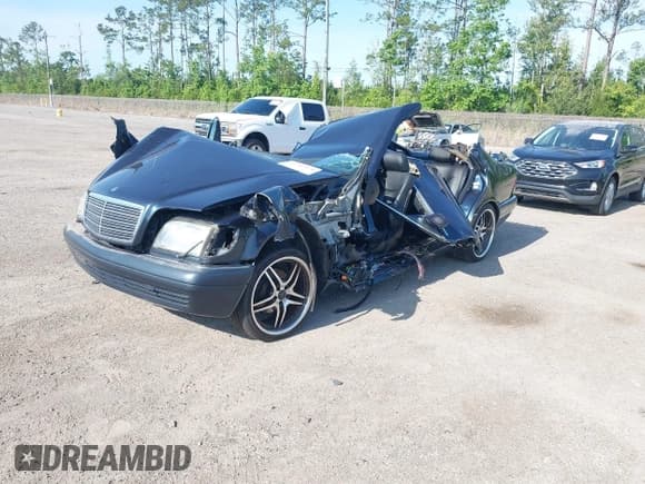 ✅ 1996 Mercedes-Benz S 320 • VIN: WDBGA43EXTA304041 • Lot: 42202878. Listed on IAAI with Not provided. Free auction sales archive from the USA and detailed vehicle history report at DreamBid. Image 2.