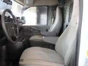 ✅ 2023 GMC Savana Cargo • VIN: 1GTW7AFP5P1188115 • Лот: 71754575. Опубликован ранее на Copart с пробегом 50 040 миль. Бесплатный доступ к архиву аукционных продаж из США и подробный отчёт об истории автомобиля на DreamBid. Изображение 9.