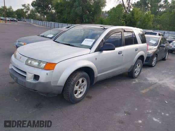 2002 Saturn VUE z VIN 5GZCZ23D92S824887, wystawiony jako IAAI lot #42464540 z przebiegiem 183 550 mil mil oraz . Historia ofert i sprzedaży dostępna na DreamBid. Obrazek 2.