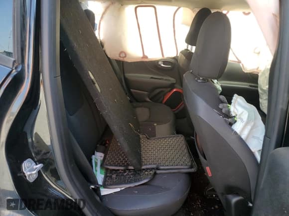 ✅ 2017 Jeep Renegade Trailhawk • VIN: ZACCJBCB6HPF19675 • Lot: 55439145. Listed on Copart with 161,052 mi. Free auction sales archive from the USA and detailed vehicle history report at DreamBid. Image 11.