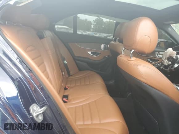 ✅ 2020 Mercedes-Benz C 43 AMG • VIN: WDDWF6EB2LR559271 • Lot: 64260195. Wystawiony na Copart z przebiegiem 44 289 mil. Bezpłatny archiwum sprzedaży aukcyjnych z USA i szczegółowy raport historii pojazdu na DreamBid. Zdjęcie 10.