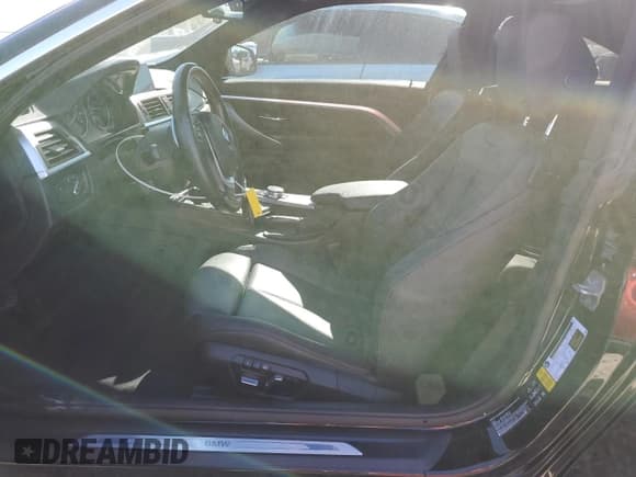 ✅ 2019 BMW 4 Series 430i xDrive • VIN: WBA4W5C50KAE51365 • Lot: 90680715. Listed on Copart with 61,952 mi. Free auction sales archive from the USA and detailed vehicle history report at DreamBid. Image 7.