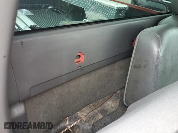 ✅ 2006 GMC Sierra 1500 Work Truck • VIN: 1GTEC14V86E186956 • Лот: 66390105. Опубликован ранее на Copart с пробегом 139 236 миль. Бесплатный доступ к архиву аукционных продаж из США и подробный отчёт об истории автомобиля на DreamBid. Изображение 10.