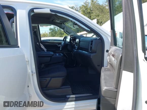 ✅ 2025 Chevrolet Silverado 1500 LT • VIN: 1GCPACED1SZ117450 • Лот: 43838956. Опубликован ранее на IAAI с пробегом 11 260 миль. Бесплатный доступ к архиву аукционных продаж из США и подробный отчёт об истории автомобиля на DreamBid. Изображение 5.