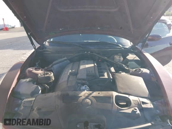 ✅ 2003 BMW Z4 3.0i • VIN: 4USBT53463LU05045 • Lot: 43638383. Listed on IAAI with 182,168 mi. Free auction sales archive from the USA and detailed vehicle history report at DreamBid. Image 10.