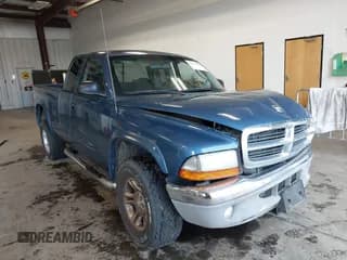✅ 2004 Dodge Dakota SLT • VIN: 1D7HG42N54S627887 • Lot: 42270806. Wystawiony na IAAI z przebiegiem 178 695 mil. Bezpłatny archiwum sprzedaży aukcyjnych z USA i szczegółowy raport historii pojazdu na DreamBid. Zdjęcie 1.
