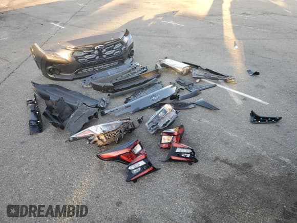 ✅ 2024 Subaru Crosstrek • VIN: JF2GUABC6R8896790 • Лот: 87469915. Опубликован ранее на Copart с пробегом 9 640 миль. Бесплатный доступ к архиву аукционных продаж из США и подробный отчёт об истории автомобиля на DreamBid. Изображение 12.