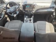 ✅ 2018 Chevrolet Traverse LT Cloth • VIN: 1GNERGKW9JJ168793 • Lot: 65364335. Wystawiony na Copart z przebiegiem 197 180 mil. Bezpłatny archiwum sprzedaży aukcyjnych z USA i szczegółowy raport historii pojazdu na DreamBid. Zdjęcie 8.