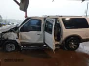 ✅ 2004 Ford Excursion Eddie Bauer • VIN: 1FMSU45P44ED76795 • Лот: 42184868. Опубликован ранее на IAAI с пробегом Не указан. Бесплатный доступ к архиву аукционных продаж из США и подробный отчёт об истории автомобиля на DreamBid. Изображение 14.