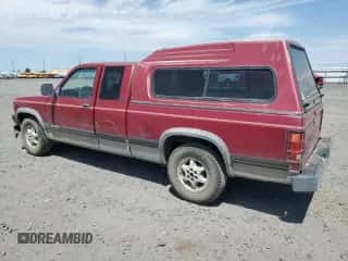 1994 Dodge Dakota z VIN 1B7GL23X6RS602283, wystawiony jako Copart lot #58747055 z przebiegiem 214 194 mil mil oraz Szkoda całkowita • Salvage title. Historia ofert i sprzedaży dostępna na DreamBid. Obrazek 2.