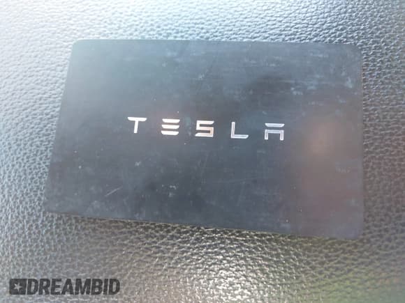 ✅ 2024 Tesla Model Y Performance • VIN: 7SAYGDEF7RF042587 • Lot: 43546539. Wystawiony na IAAI z przebiegiem 18 311 mil. Bezpłatny archiwum sprzedaży aukcyjnych z USA i szczegółowy raport historii pojazdu na DreamBid. Zdjęcie 11.