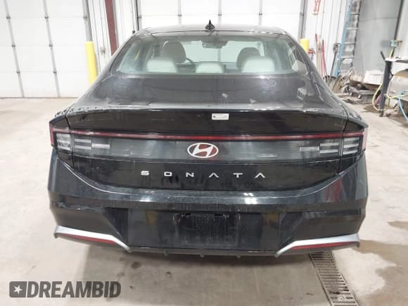 ✅ 2025 Hyundai Sonata SEL • VIN: KMHL64JA1SA470864 • Лот: 43653458. Опубликован ранее на IAAI с пробегом 15 556 миль. Бесплатный доступ к архиву аукционных продаж из США и подробный отчёт об истории автомобиля на DreamBid. Изображение 17.