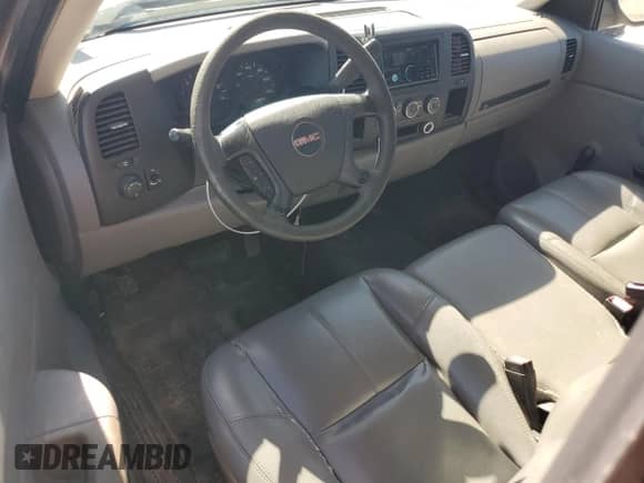 2007 GMC Sierra 1500 Work Truck with VIN 1GTEC14X67Z625860, listed as a Copart auction lot 86104225 with 118,452 mi miles and Salvage title. Bid and sale history available at DreamBid. Image 8.