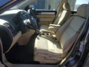 ✅ 2011 Honda CR-V LX • VIN: 3CZRE3H35BG701831 • Lot: 92059895. Wystawiony na Copart z przebiegiem 245 649 mil. Bezpłatny archiwum sprzedaży aukcyjnych z USA i szczegółowy raport historii pojazdu na DreamBid. Zdjęcie 7.