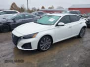 ✅ 2023 Nissan Altima SL • VIN: 1N4BL4EW0PN338389 • Лот: 43543483. Опубликован ранее на IAAI с пробегом 71 244 миль. Бесплатный доступ к архиву аукционных продаж из США и подробный отчёт об истории автомобиля на DreamBid. Изображение 17.