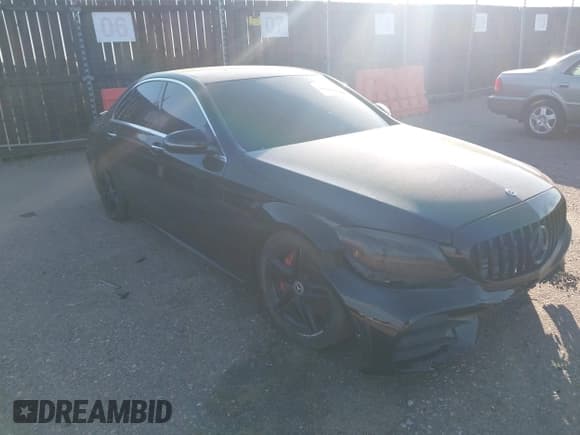 ✅ 2020 Mercedes-Benz C 300 • VIN: 55SWF8EB4LU325918 • Lot: 42731630. Wystawiony na IAAI z przebiegiem 65 099 mil. Bezpłatny archiwum sprzedaży aukcyjnych z USA i szczegółowy raport historii pojazdu na DreamBid. Zdjęcie 1.