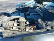 ✅ 2018 BMW X5 xDrive40e • VIN: 5UXKT0C51J0V98655 • Lot: 43532164. Listed on IAAI with 64,222 mi. Free auction sales archive from the USA and detailed vehicle history report at DreamBid. Image 19.