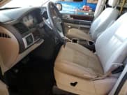 ✅ 2010 Chrysler Town & Country Touring Plus • VIN: 2A4RR8D19AR495301 • Lot: 91255415. Wystawiony na Copart z przebiegiem 227 695 mil. Bezpłatny archiwum sprzedaży aukcyjnych z USA i szczegółowy raport historii pojazdu na DreamBid. Zdjęcie 7.