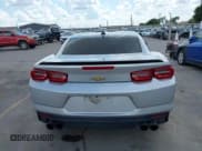 ✅ 2019 Chevrolet Camaro 1LT • VIN: 1G1FB1RS7K0153162 • Lot: 42947520. Wystawiony na IAAI z przebiegiem 72 458 mil. Bezpłatny archiwum sprzedaży aukcyjnych z USA i szczegółowy raport historii pojazdu na DreamBid. Zdjęcie 16.