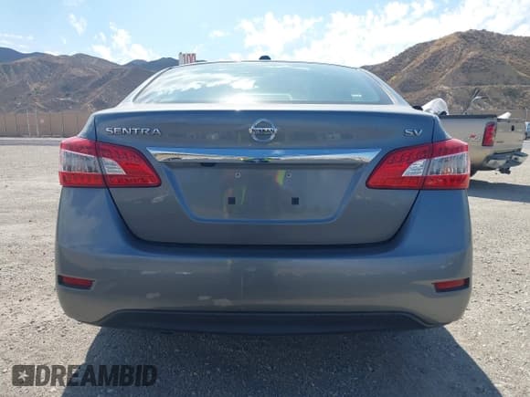 ✅ 2015 Nissan Sentra S • VIN: 3N1AB7AP2FY308498 • Lot: 43256921. Listed on IAAI with 83,637 mi. Free auction sales archive from the USA and detailed vehicle history report at DreamBid. Image 17.