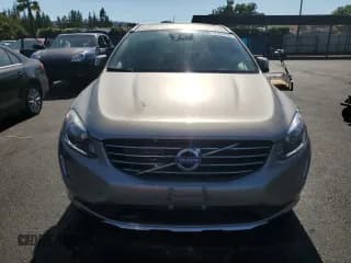 ✅ 2015 Volvo XC60 • VIN: YV426MDC0F2601549 • Lot: 70784415. Wystawiony na Copart z przebiegiem 38 366 mil. Bezpłatny archiwum sprzedaży aukcyjnych z USA i szczegółowy raport historii pojazdu na DreamBid. Zdjęcie 5.