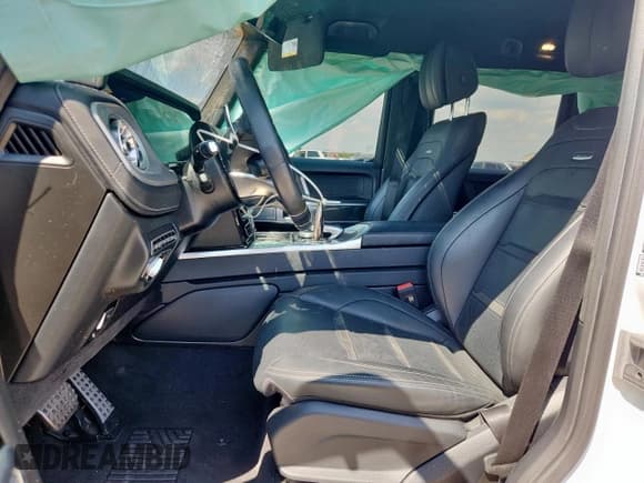 ✅ 2023 Mercedes-Benz G 63 AMG • VIN: W1NYC7HJ0PX466487 • Lot: 81938895. Wystawiony na Copart z przebiegiem 19 711 mil. Bezpłatny archiwum sprzedaży aukcyjnych z USA i szczegółowy raport historii pojazdu na DreamBid. Zdjęcie 7.