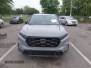 ✅ 2025 Honda CR-V Sport • VIN: 7FARS6H55SE028857 • Lot: 42827840. Listed on IAAI with 3,875 mi. Free auction sales archive from the USA and detailed vehicle history report at DreamBid. Image 12.