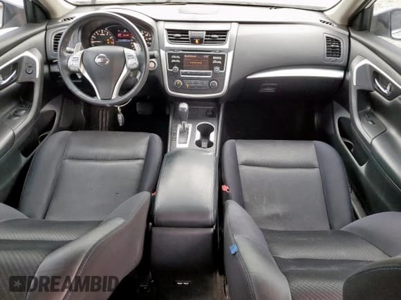 ✅ 2017 Nissan Altima SV • VIN: 1N4AL3AP9HC140248 • Lot: 59515895. Listed on Copart with 117,755 mi. Free auction sales archive from the USA and detailed vehicle history report at DreamBid. Image 8.