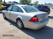 ✅ 2007 Ford Five Hundred SEL • VIN: 1FAHP24117G102881 • Lot: 43315811. Wystawiony na IAAI z przebiegiem 171 408 mil. Bezpłatny archiwum sprzedaży aukcyjnych z USA i szczegółowy raport historii pojazdu na DreamBid. Zdjęcie 3.