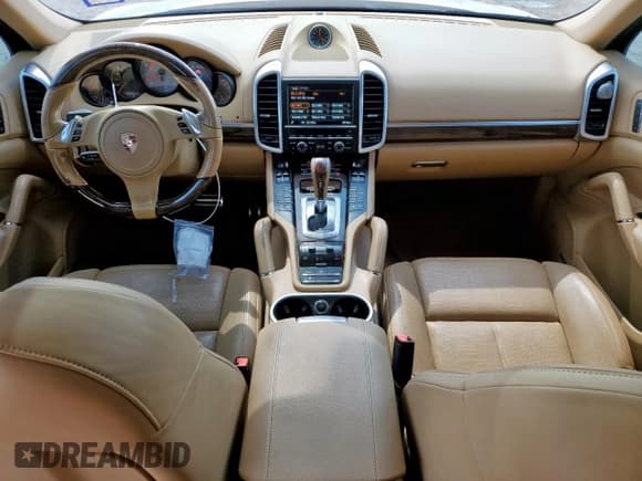 ✅ 2014 Porsche Cayenne S • VIN: WP1AB2A23ELA55007 • Lot: 68950225. Listed on Copart with 208,263 mi. Free auction sales archive from the USA and detailed vehicle history report at DreamBid. Image 8.