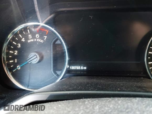 ✅ 2015 Ford F-150 XLT • VIN: 1FTEW1EG9FFA14551 • Lot: 42157754. Wystawiony na IAAI z przebiegiem 135 722 mil. Bezpłatny archiwum sprzedaży aukcyjnych z USA i szczegółowy raport historii pojazdu na DreamBid. Zdjęcie 14.