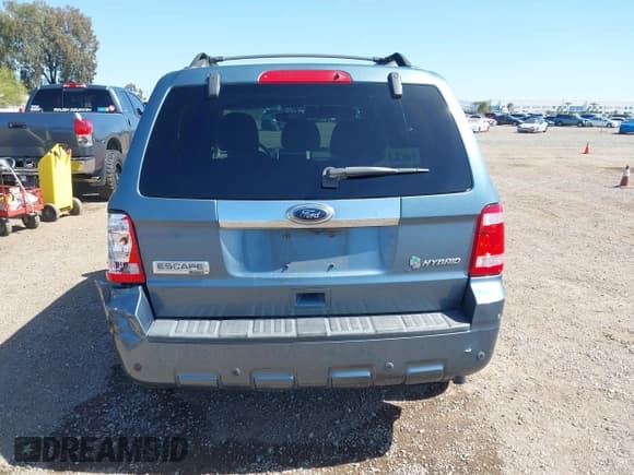 ✅ 2011 Ford Escape Hybrid • VIN: 1FMCU4K37BKA08485 • Lot: 42270500. Wystawiony na IAAI z przebiegiem 147 855 mil. Bezpłatny archiwum sprzedaży aukcyjnych z USA i szczegółowy raport historii pojazdu na DreamBid. Zdjęcie 17.