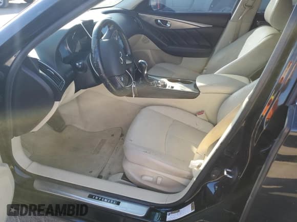 ✅ 2014 Infiniti Q50 Premium • VIN: JN1BV7AP8EM689867 • Lot: 91054625. Wystawiony na Copart z przebiegiem 144 159 mil. Bezpłatny archiwum sprzedaży aukcyjnych z USA i szczegółowy raport historii pojazdu na DreamBid. Zdjęcie 7.