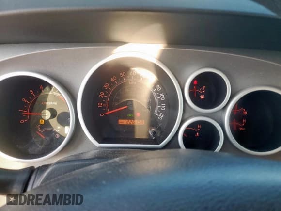 ✅ 2012 Toyota Tundra • VIN: 5TFDY5F10CX244251 • Lot: 80442675. Wystawiony na Copart z przebiegiem 226 158 mil. Bezpłatny archiwum sprzedaży aukcyjnych z USA i szczegółowy raport historii pojazdu na DreamBid. Zdjęcie 9.