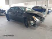 ✅ 2018 Toyota Corolla SE • VIN: 5YFBURHE1JP850129 • Lot: 43533931. Listed on IAAI with 374,360 mi. Free auction sales archive from the USA and detailed vehicle history report at DreamBid. Image 1.