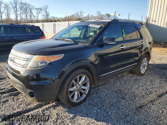 ✅ 2013 Ford Explorer XLT • VIN: 1FM5K8D88DGC76322 • Lot: 49428895. Wystawiony na Copart z przebiegiem 160 100 mil. Bezpłatny archiwum sprzedaży aukcyjnych z USA i szczegółowy raport historii pojazdu na DreamBid. Zdjęcie 1.