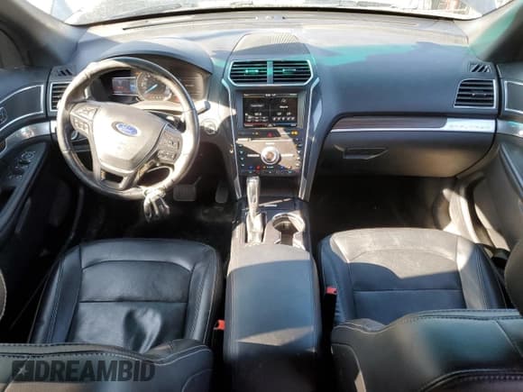 ✅ 2016 Ford Explorer Limited • VIN: 1FM5K8F82GGC74213 • Lot: 59098555. Wystawiony na Copart z przebiegiem 207 487 mil. Bezpłatny archiwum sprzedaży aukcyjnych z USA i szczegółowy raport historii pojazdu na DreamBid. Zdjęcie 8.