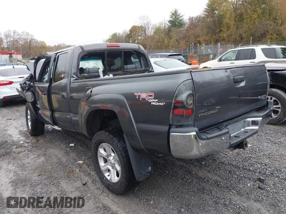 ✅ 2010 Toyota Tacoma • VIN: 5TEUU4EN5AZ734197 • Лот: 43524807. Опубликован ранее на IAAI с пробегом Не указан. Бесплатный доступ к архиву аукционных продаж из США и подробный отчёт об истории автомобиля на DreamBid. Изображение 3.