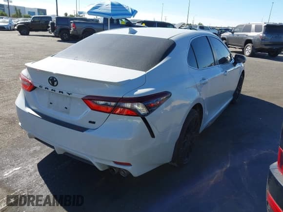 ✅ 2023 Toyota Camry SE • VIN: 4T1G11AK3PU178078 • Lot: 43661708. Wystawiony na IAAI z przebiegiem 40 491 mil. Bezpłatny archiwum sprzedaży aukcyjnych z USA i szczegółowy raport historii pojazdu na DreamBid. Zdjęcie 4.