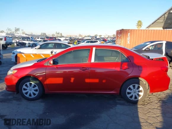 ✅ 2010 Toyota Corolla LE • VIN: 1NXBU4EE5AZ263759 • Lot: 43476390. Listed on IAAI with 301,505 mi. Free auction sales archive from the USA and detailed vehicle history report at DreamBid. Image 14.