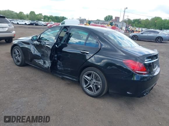 ✅ 2019 Mercedes-Benz C 43 AMG • VIN: 55SWF6EBXKU295133 • Lot: 42220346. Wystawiony na IAAI z przebiegiem 62 586 mil. Bezpłatny archiwum sprzedaży aukcyjnych z USA i szczegółowy raport historii pojazdu na DreamBid. Zdjęcie 3.