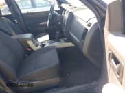 ✅ 2011 Ford Escape XLT • VIN: 1FMCU9DG6BKB40960 • Лот: 42183576. Опубликован ранее на IAAI с пробегом 259 427 миль. Бесплатный доступ к архиву аукционных продаж из США и подробный отчёт об истории автомобиля на DreamBid. Изображение 5.