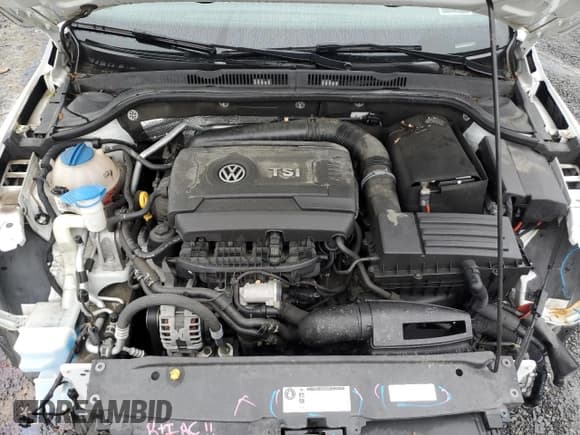 ✅ 2015 Volkswagen Jetta SE • VIN: 3VWD17AJ9FM233571 • Lot: 61436735. Listed on Copart with 58,690 mi. Free auction sales archive from the USA and detailed vehicle history report at DreamBid. Image 11.